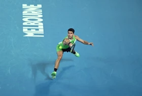 AO - Alkaraz rutinskom pobedom krenuo po karijerni grend slem